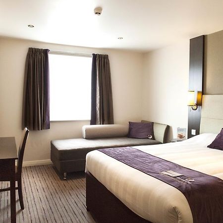 Premier Inn Dundee Centre Esterno foto
