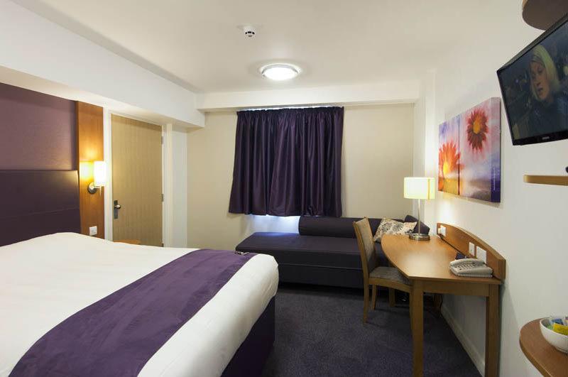 Premier Inn Dundee Centre Esterno foto