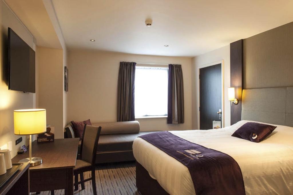 Premier Inn Dundee Centre Esterno foto