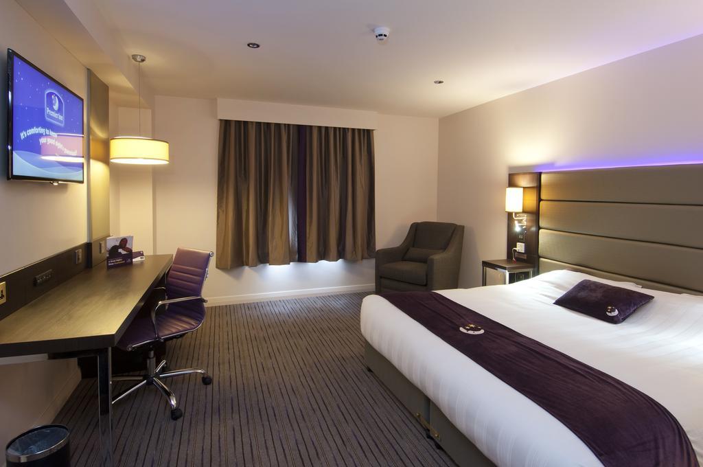 Premier Inn Dundee Centre Esterno foto