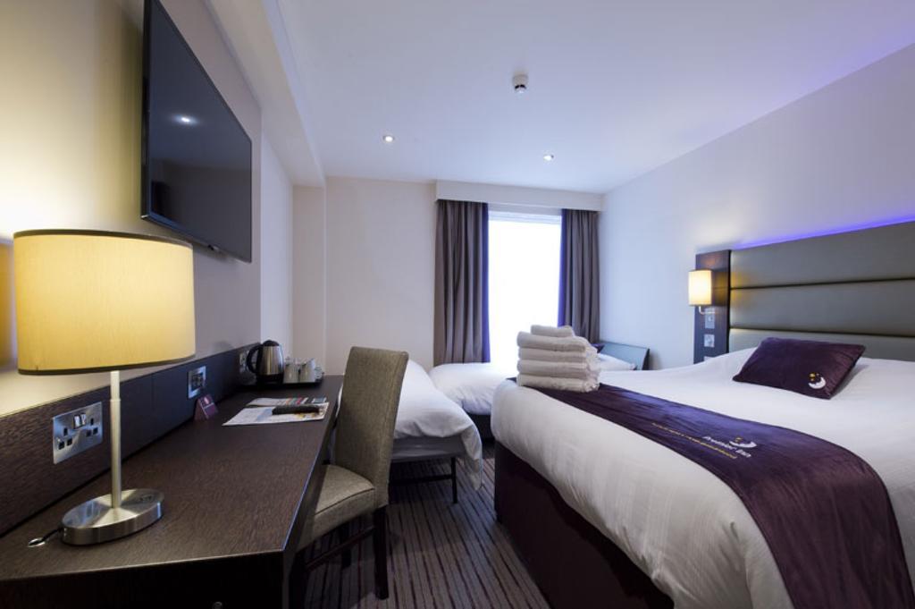Premier Inn Dundee Centre Esterno foto