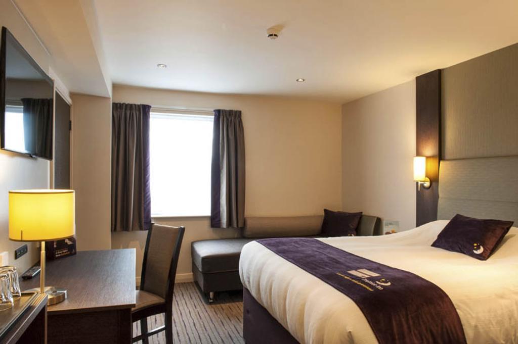 Premier Inn Dundee Centre Esterno foto