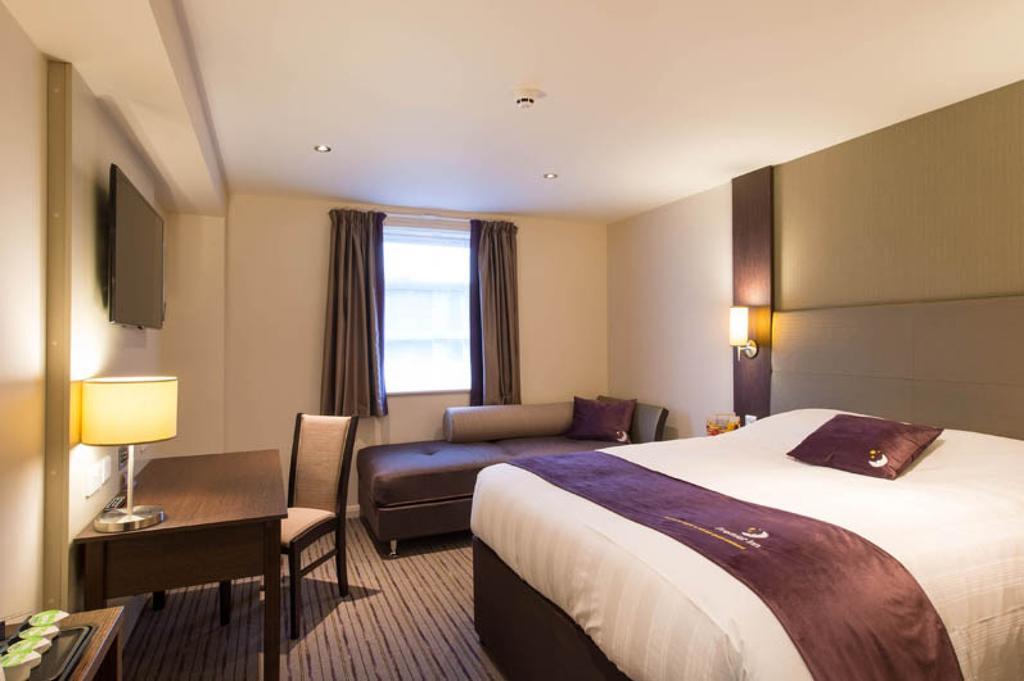 Premier Inn Dundee Centre Esterno foto